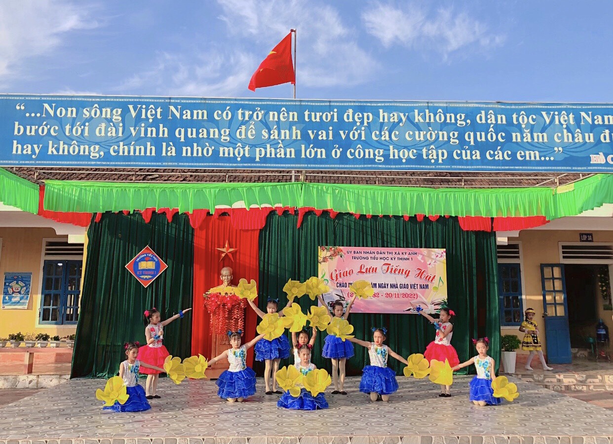 TRƯỜNG TIỂU HỌC KỲ THỊNH I TỔ CHỨC SƠ KHẢO HỘI THI TIẾNG HÁT HỌC SINH CHÀO MỪNG KỶ NIỆM 40 NĂM NGÀY NHÀ GIÁO VIỆT NAM