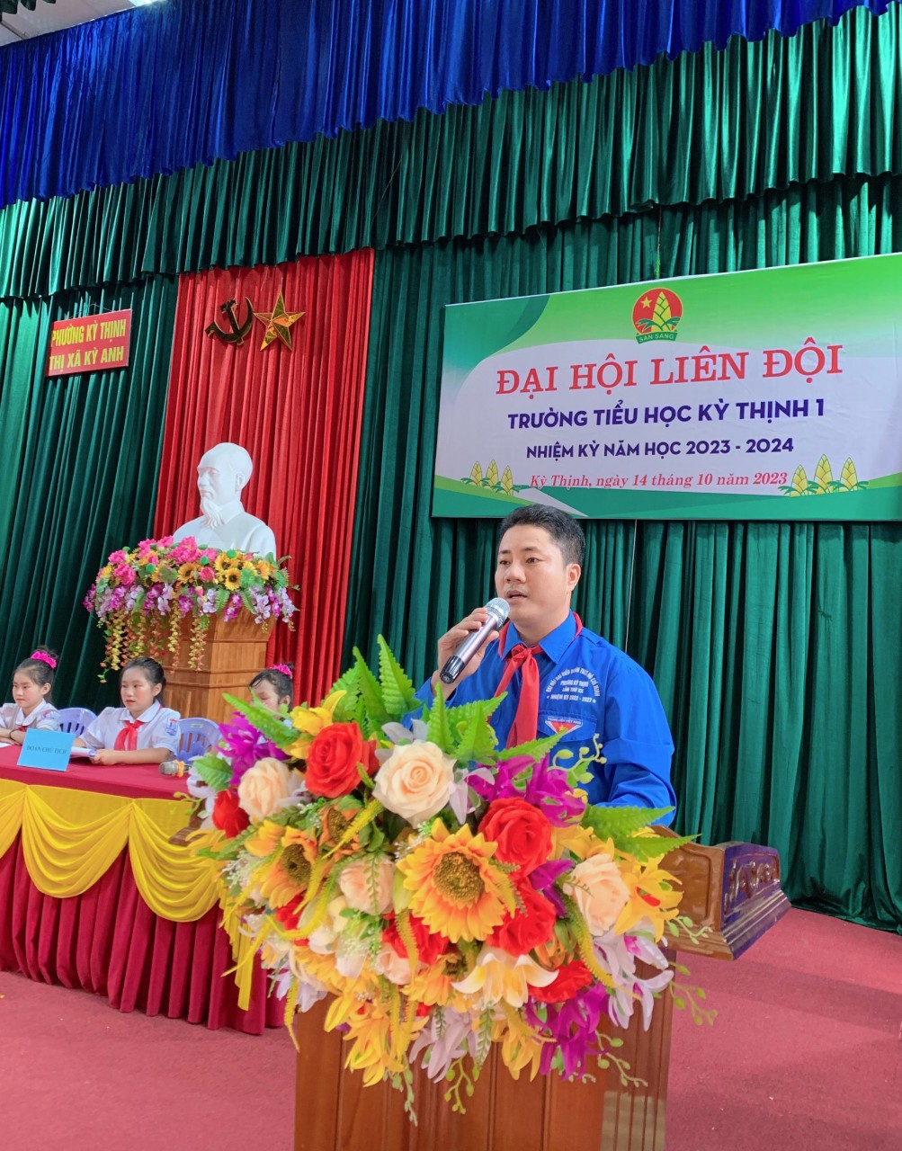 PÁT BIỂU CỦA ĐẠI BIỂU