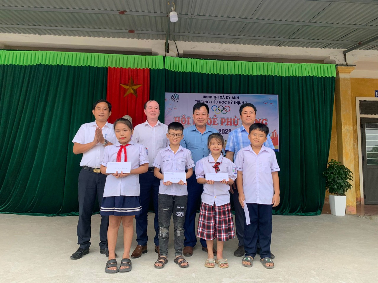 z4927002739829 f930c69eb7c023303e62bea540281665