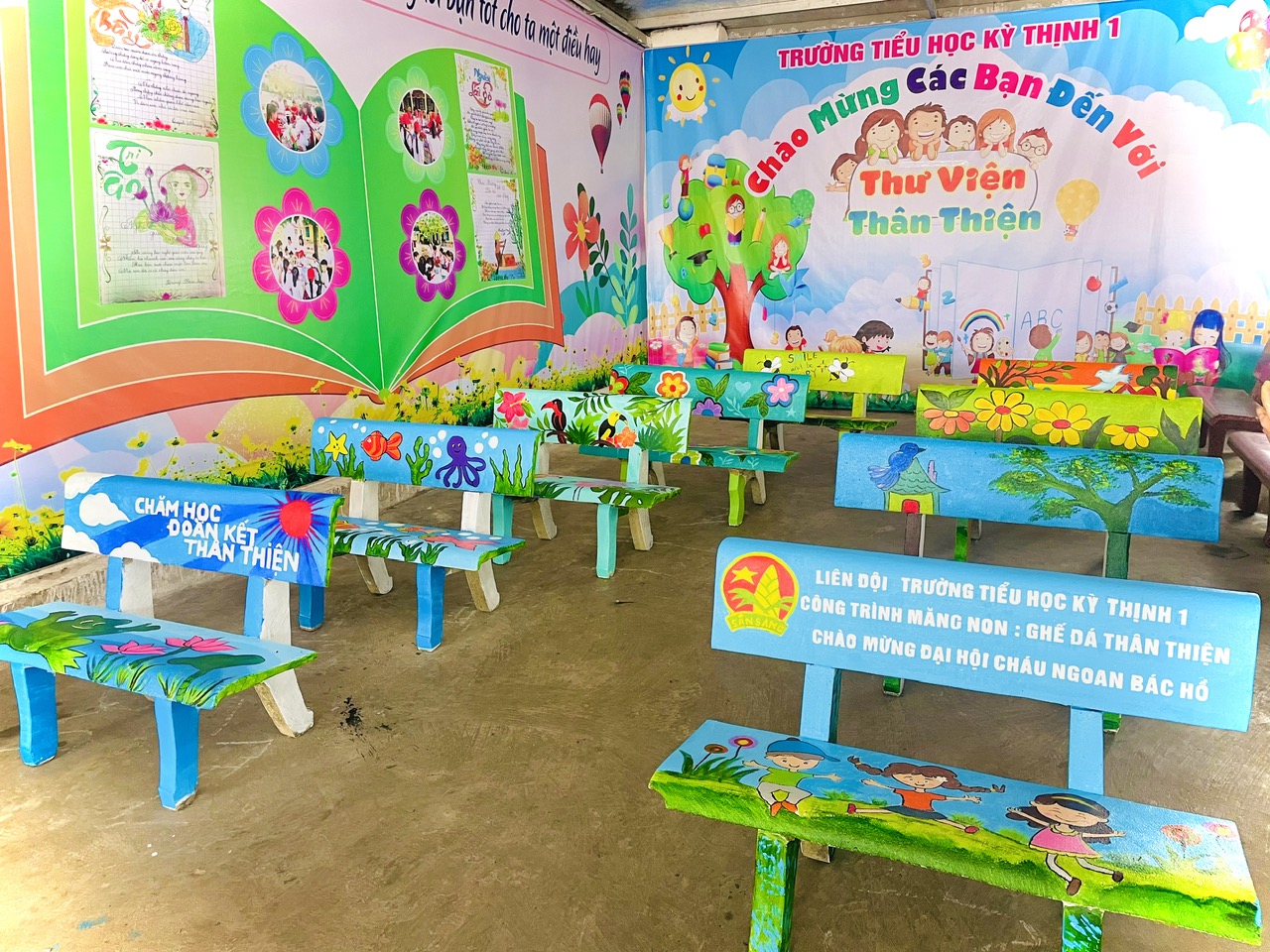 Công trình măng non: “Ghế đá thân thiện” Chào mừng Đại hội Cháu ngoan Bác Hồ thị xã Kỳ Anh lần thứ 2 năm 2025, Chào mừng Đại hội Đảng các cấp và 10 năm thành lập Thị xã của Liên đội trường Tiểu học Kỳ Thịnh 1