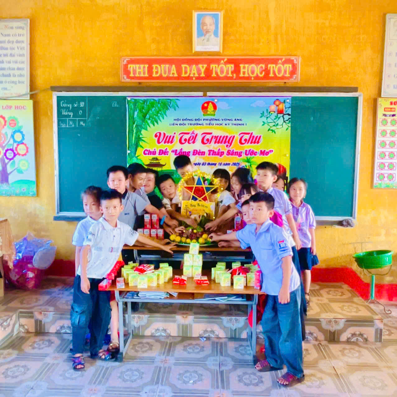 z7087309815117 0fc2576d4fb06f4d93edba8adfbda824