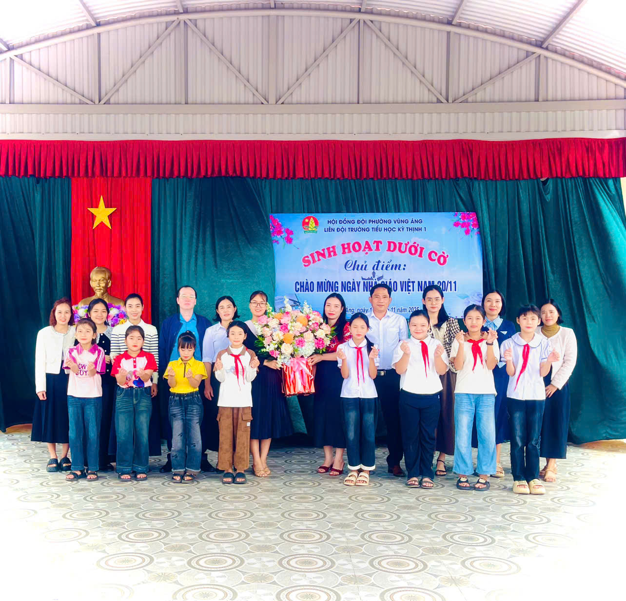 Liên đội Trường TH Kỳ Thịnh 1 tổ chức các hoạt động chào mừng 20/11 năm học 2025-2026.